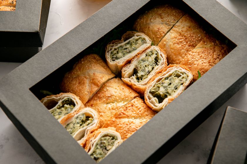 Sausage Roll Box (12)