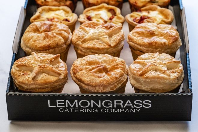 BEEF, RED WINE & THYME PIES