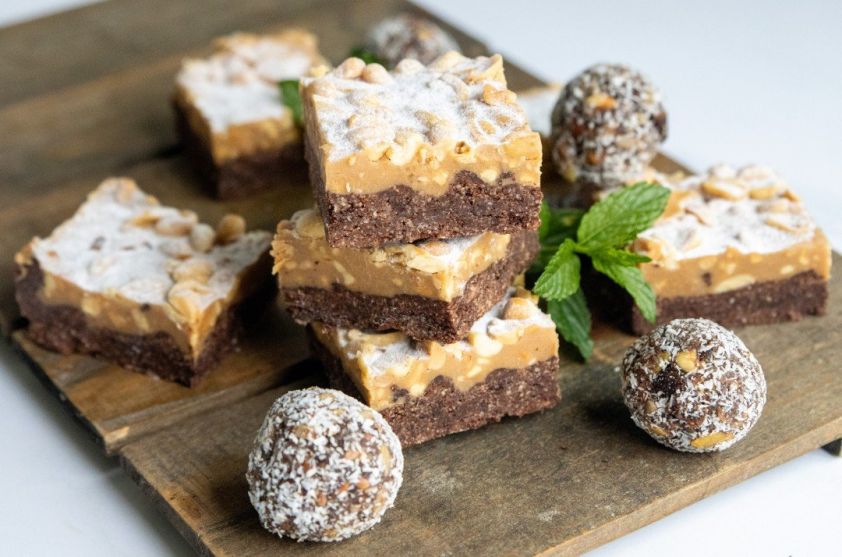 PEANUT BUTTER & ALMOND SLICE - Chocolate almond base with a creamy topping with loads of roasted peanuts (GF,DF,VEGAN)