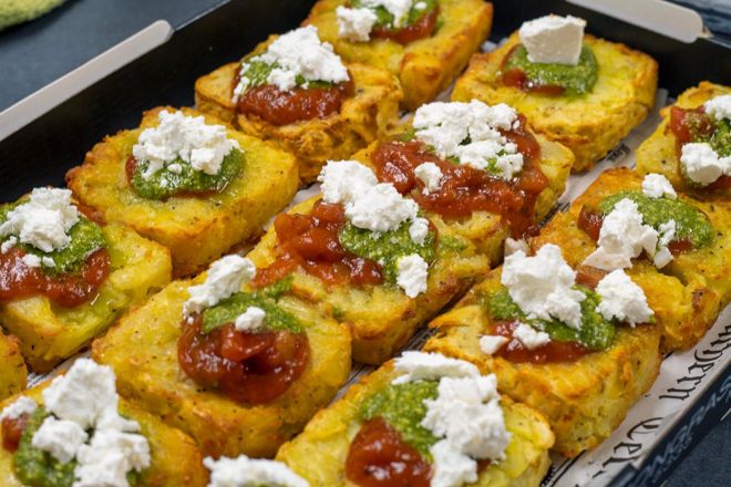 POTATO HASH SAVOURY - with your choice of toppings - hot