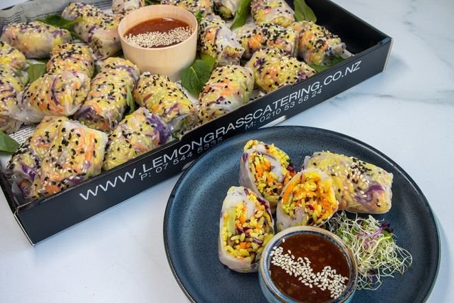 RICE PAPER ROLL PLATTER (30) variety of Chicken, spiced rice & vegetables (15) & Vegetarian spiced rice vegetables (15) served with tub of Creamy Peanut Sauce & tub of Sweet Chili Sauce (GF/DF)