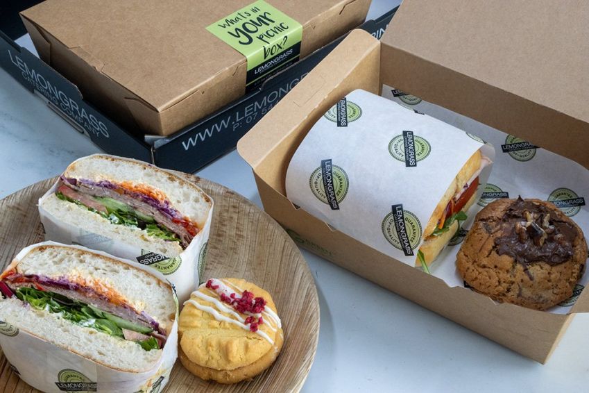 THE LUNCH DUO PICNIC BOX (Ciabatta filled roll & Bakers daily sweet)