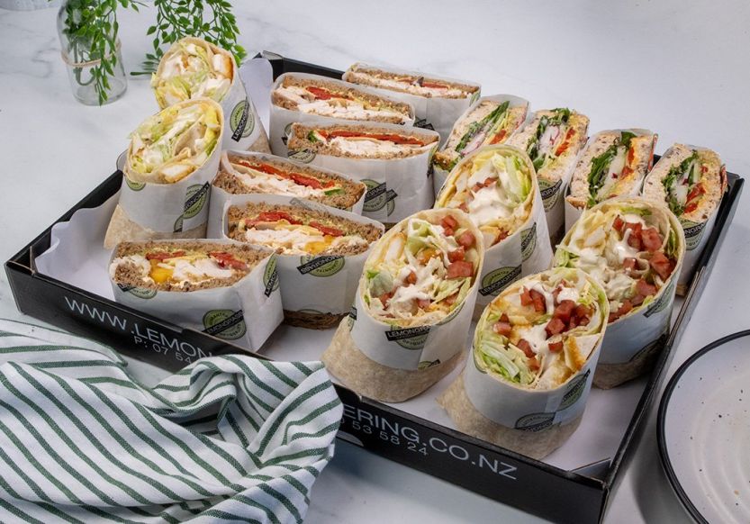 CHICKEN & BACON CAESAR HALF WRAPS  AND WHOLEMEAL SANDWICH HALVES (50/50 mix)