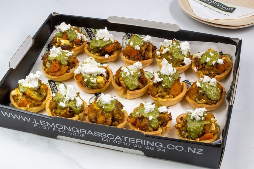 ROAST VEGETABLE TART PLATTER -18 - Variety of roasted vegetables with sweet chilli sauce, topped with pesto & feta - 60mm savoury tart shell - Hot 