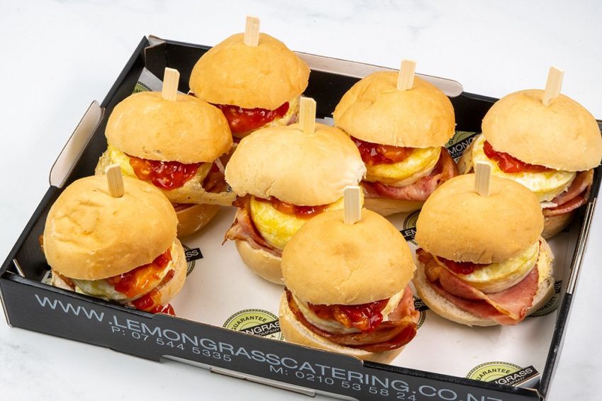 BACON AND EGG SLIDER - with crispy bacon, whole baked egg with cheese & relish 