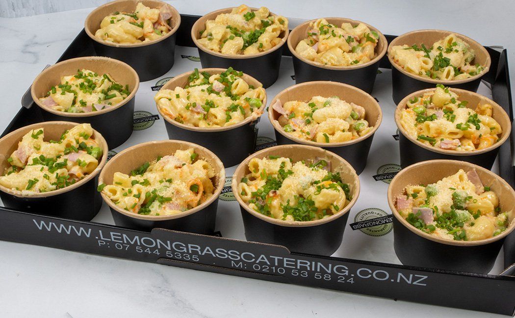 MAC N CHEESE & HAM TUBS