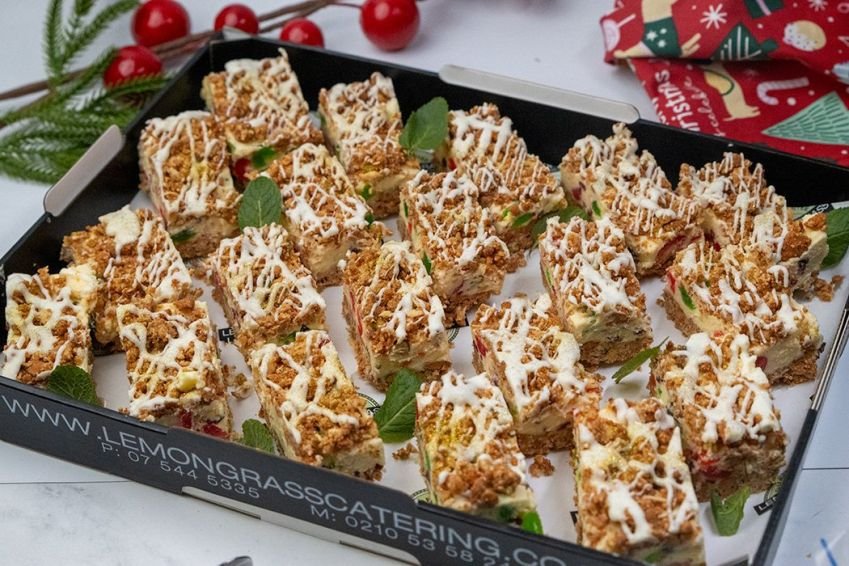 CATHDRAL CHEESECAKE SLICE  - Christmas