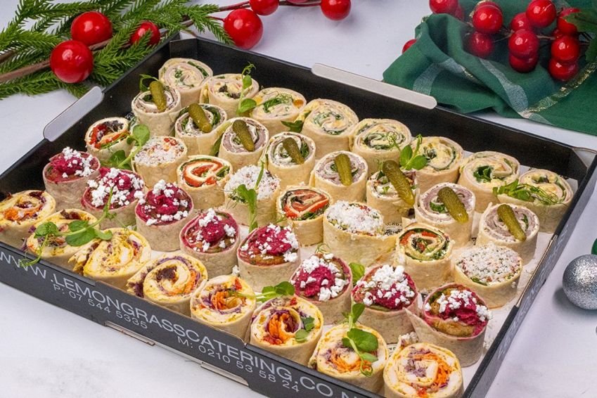 FESTIVE PINWHEEL PLATTER  - 40 bites