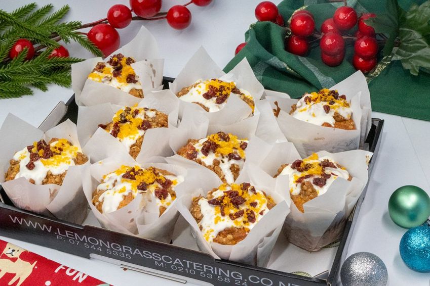 ORANGE, WHITE CHOCOLATE, CRANBERRY STUDEL MUFFIN - Christmas 