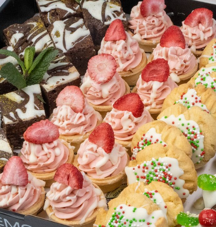 STRAWBERRY TARTS - Christmas 