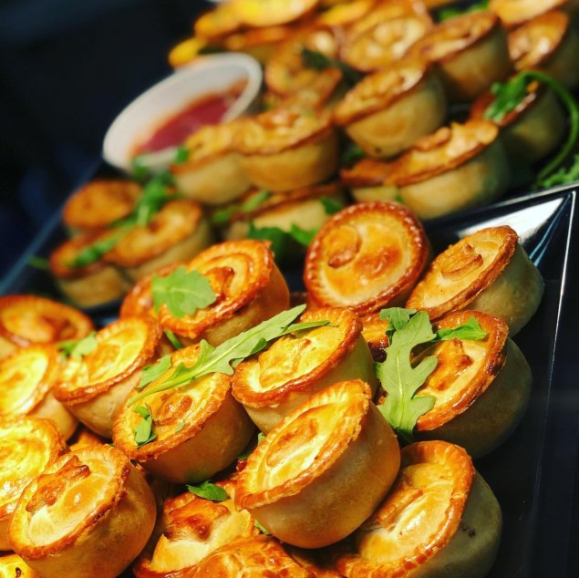 Gourmet mini angus meat pie