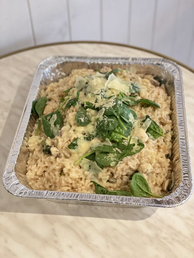 Chicken & mushroom risotto tray
