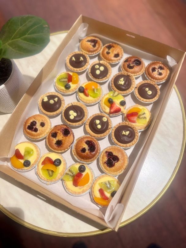 Petite premium tarts