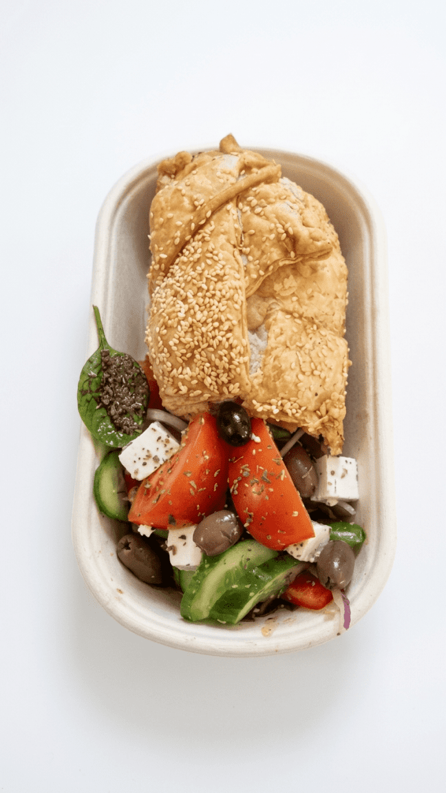 Homemade spinach & feta pie with salad (individually packed)