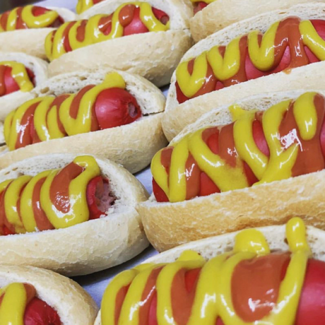 Cocktail American hot dogs