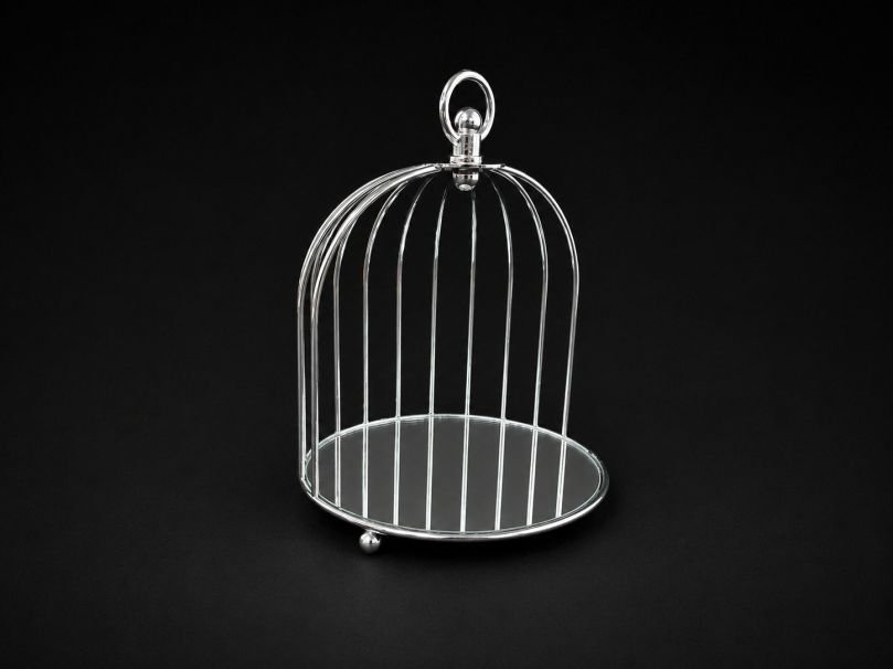MIRROR DISPLAY STAND SILVER 180MM X 230MM H