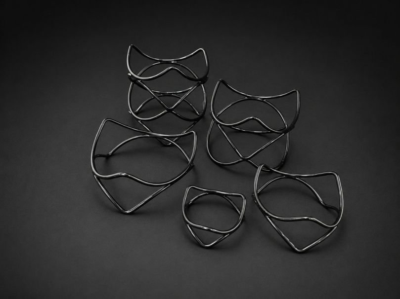 BLACK METAL UNI DISPLAY STAND SET 210MM, 205MM, 160MM, 112MM