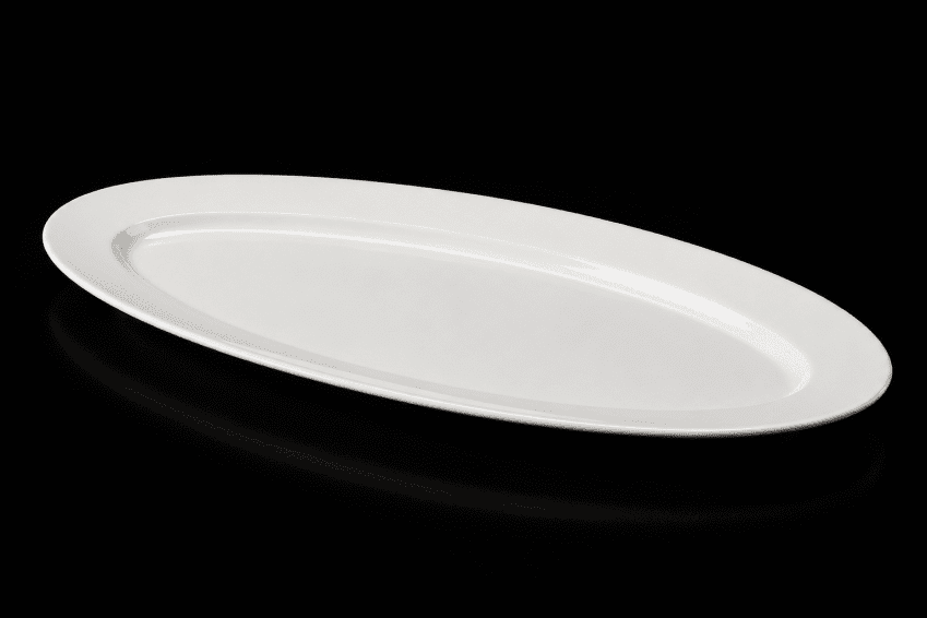 WHITE OVAL PLATTER 710MM X 280MM