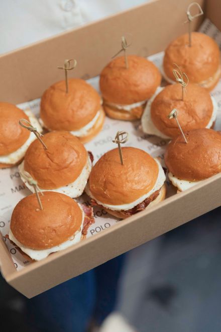 American Style Cheeseburger Sldiers (20 Pieces)