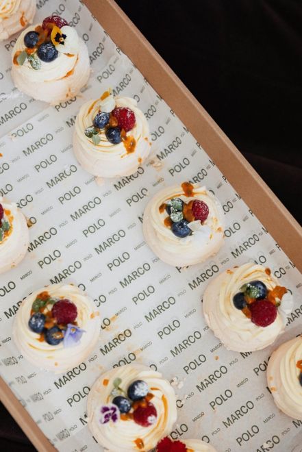 Mini Festive Pavlovas