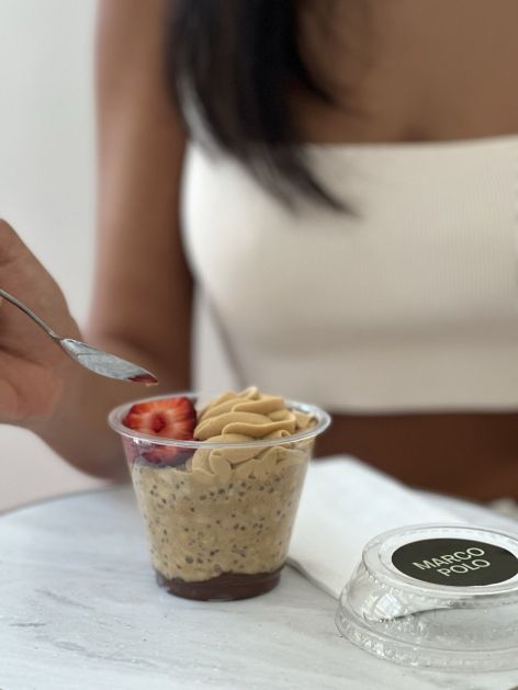 Mini Breakfast Pot - High protein Biscoff & vanilla overnight oats