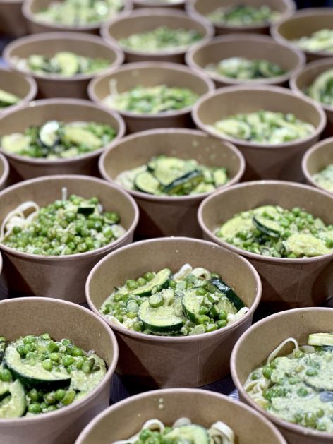 Zucchini, Pesto, Peas, Penne (V)