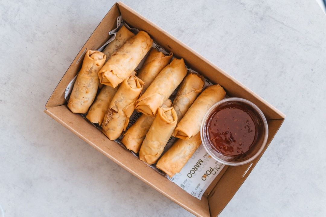 Hot: Vegetarian Spring Rolls, Dipping Sauce (VG V)