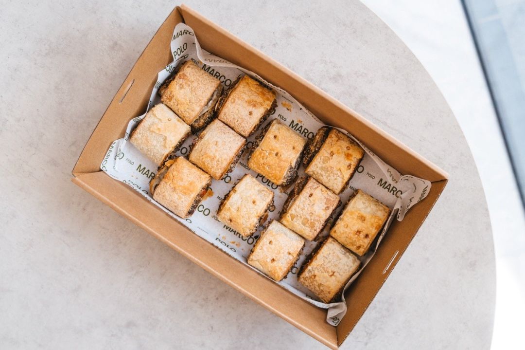 Hot : Savoury Roll (GF, V, VG DF)