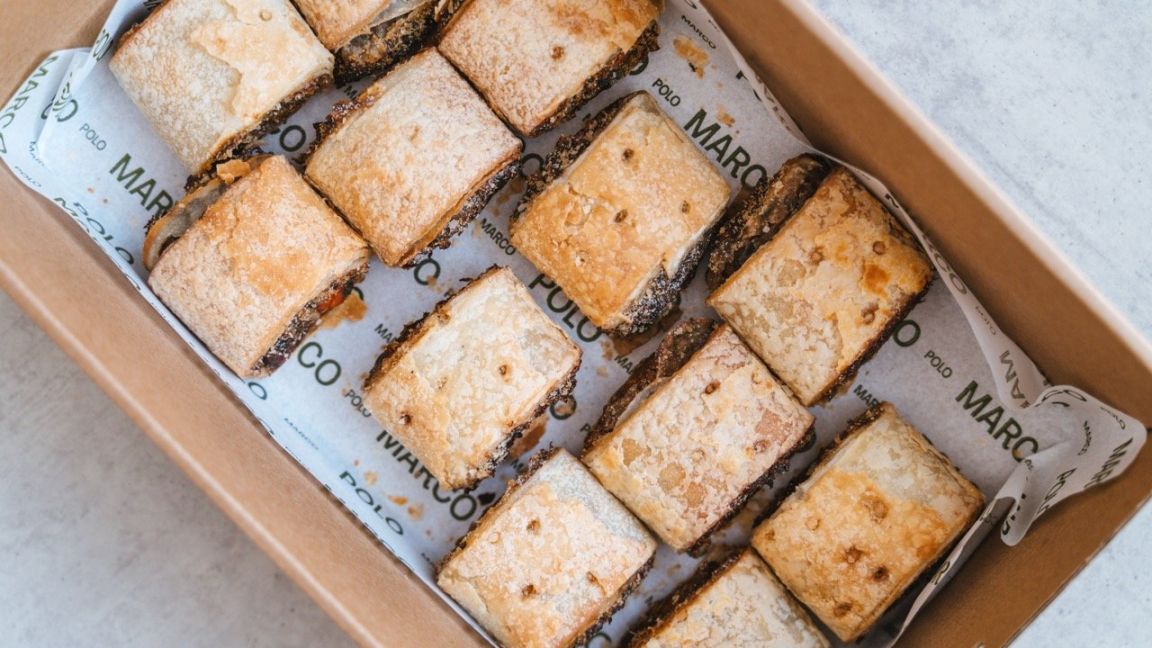 Hot : Savoury Roll (GF, V, VG DF)