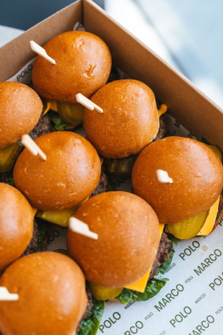 American Style Cheeseburger Sldiers (20 Pieces)