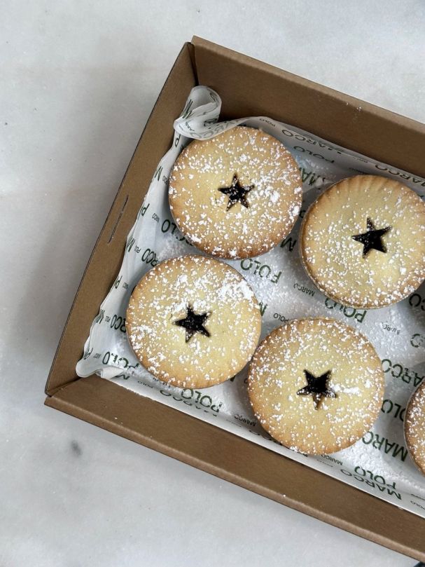 Traditional Christmas Fruit Tarts