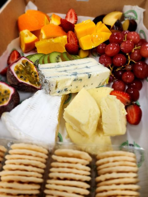 Fresh Fruit & Cheese Platter