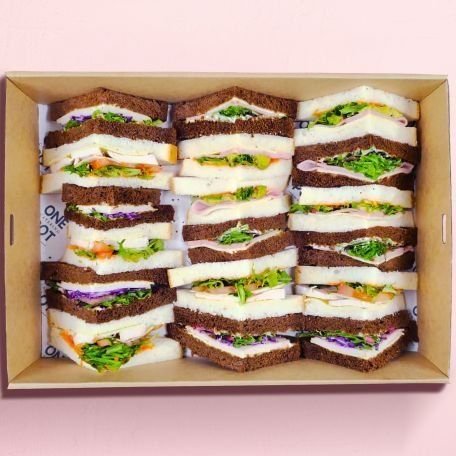 Triangle Sandwich Platter (72 Pieces) 