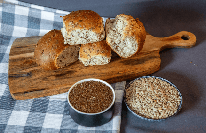 3 Seeds Low Carb Rolls (4 pack) 320g