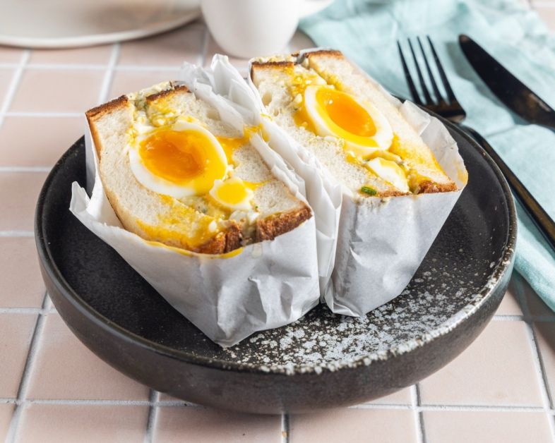 Mini Smash Egg Sando 