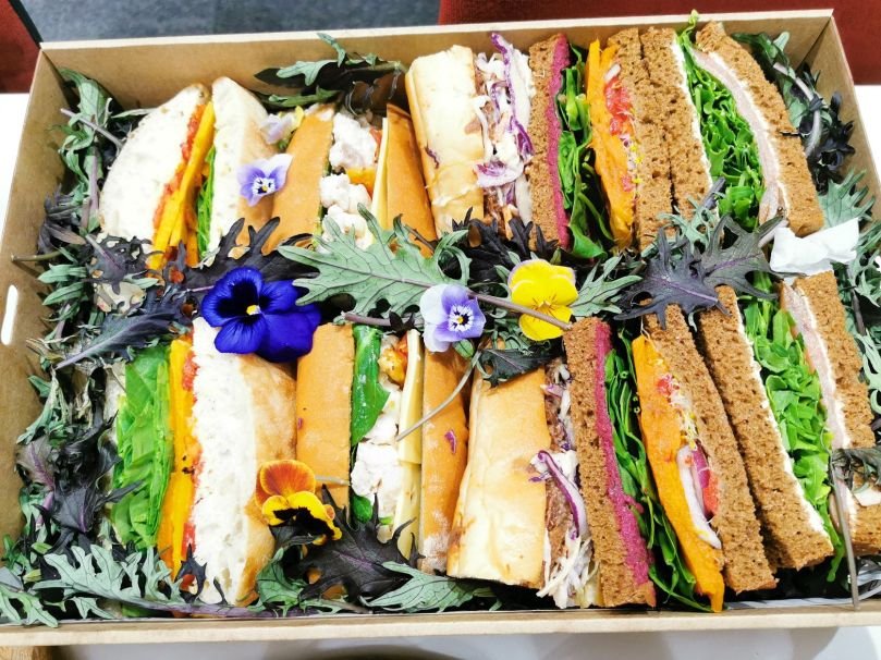 Stand Up Lunch - Option 2