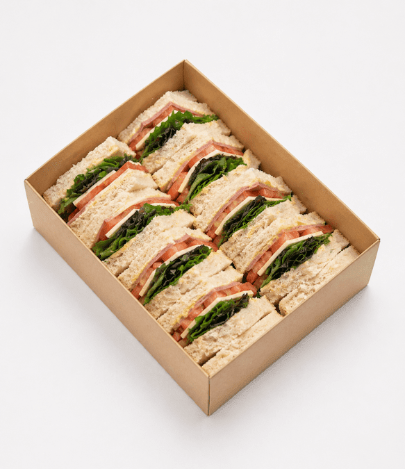 Roast beef, tomato, mesclun, pickle relish & tasty cheese sandwich