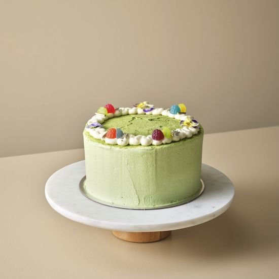 Matcha & Strawberry Cake