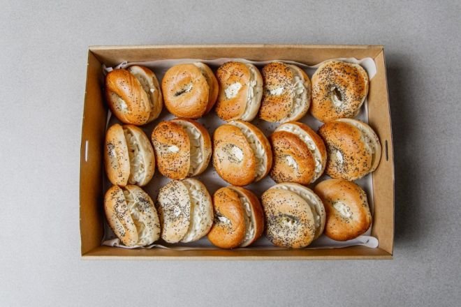 Cream Cheese Bagel (cocktail size)