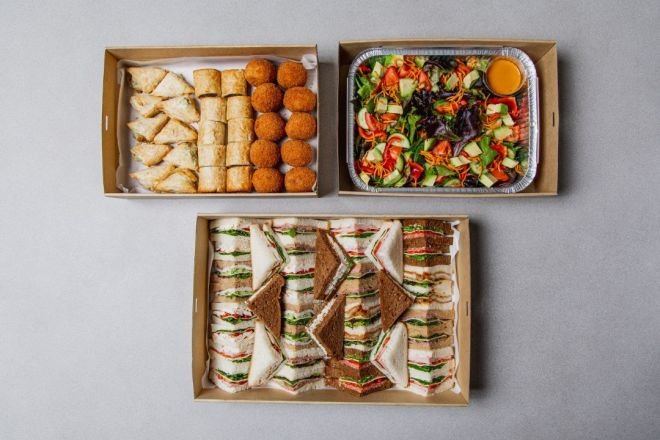 Picnic Hamper for 10 people