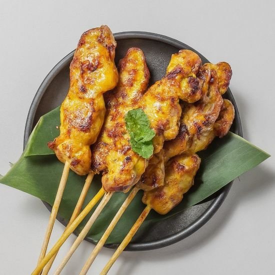 Satay Chicken Skewers with Steamed Rice