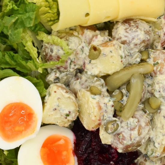 Vegetarian Picnic Salad Lunchbox