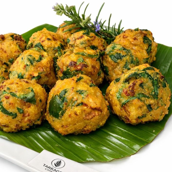 Pakoras with Tamarind sauce on the side (GF)(VEGAN)