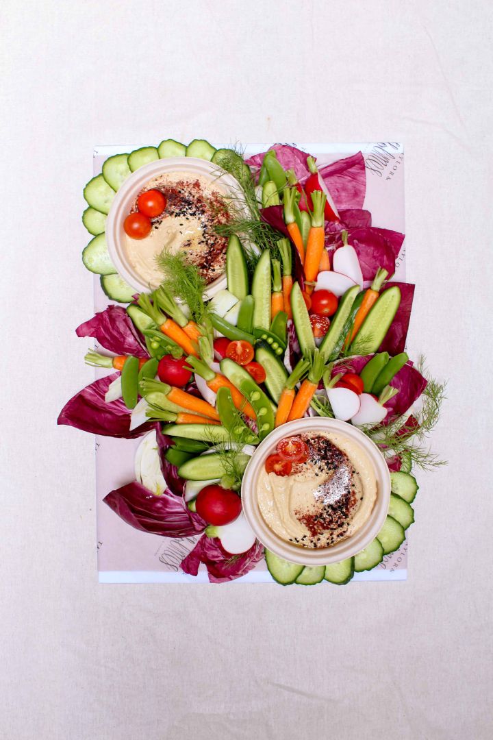 The Crudite & Hummus Platter