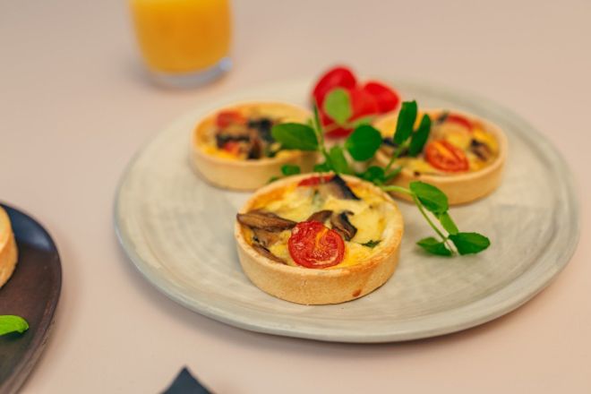 Breaky Tart, served warm - Egg, seasonal mushrooms, bocconcini, basil, cherry tomato gf / v / nf