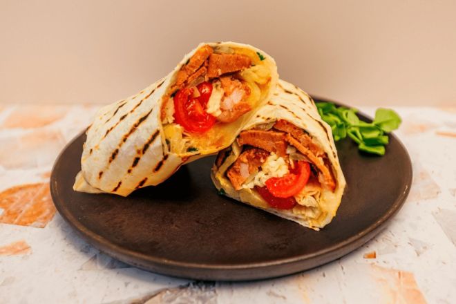 Burrito, served warm - Chorizo & potato, sautéed onions, mozzarella nf