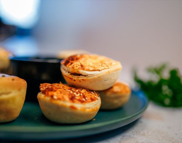 Mini Chicken & Mushroom Pies w tomato sauce nf / +sesame