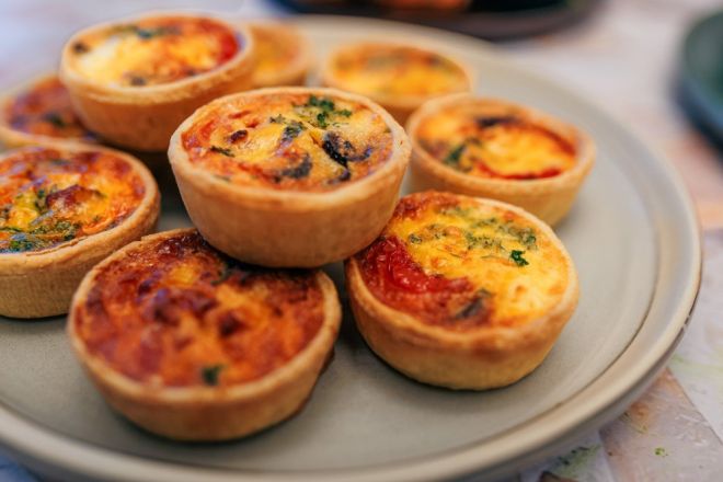 Tomato & Goat Cheese Quiche, bush tomato spice v / nf