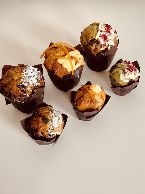 House Baked Muffins – Pistachio cream white chocolate & raspberry +n / Citrus orange & lemon curd / Belgium chocolate & avocado +n 
