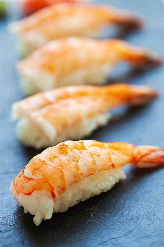 Fresh Prawn Nigiri (1pc) w soy sauce gf / df / nf 